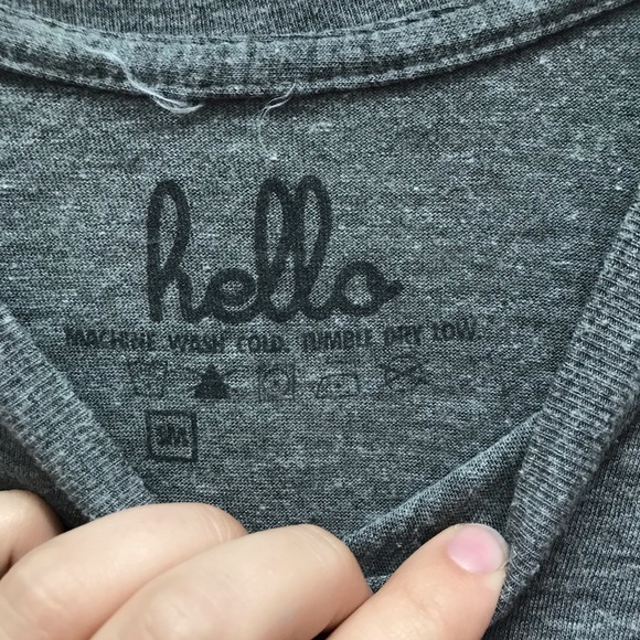 Hello tee - Picture 2 of 2